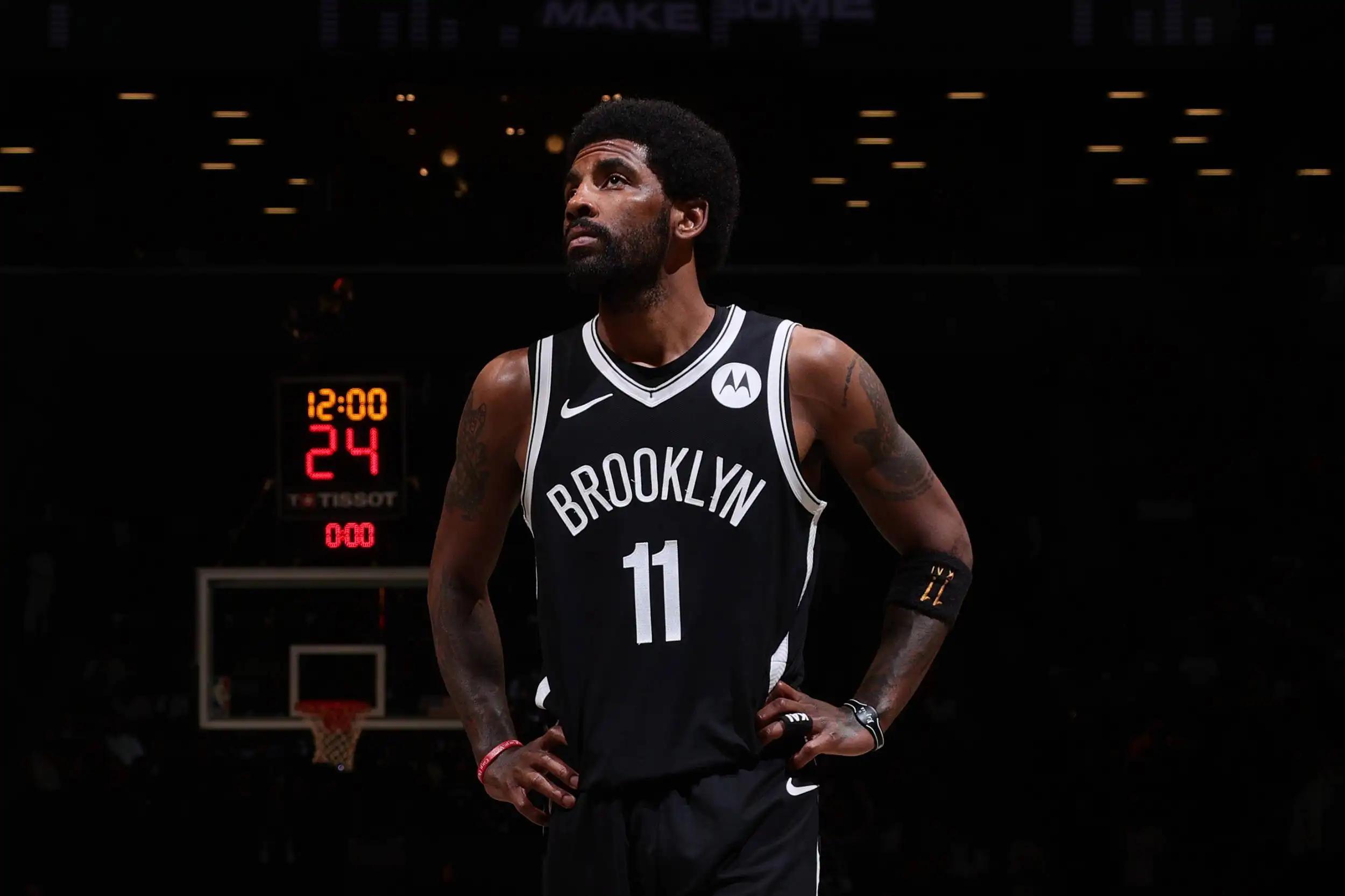 了他在中场 了他在中场