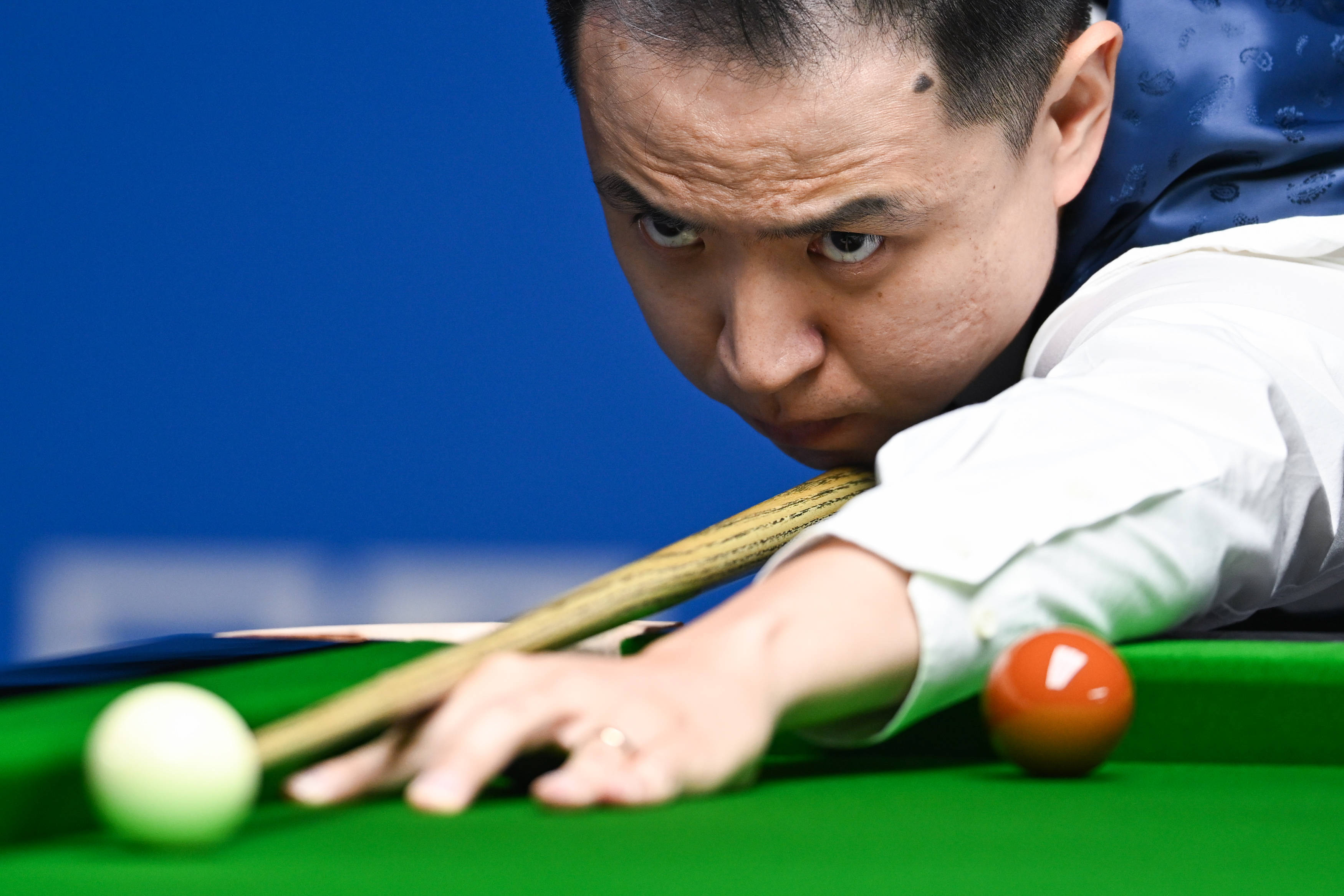 冠无疑让中 冠无疑让中