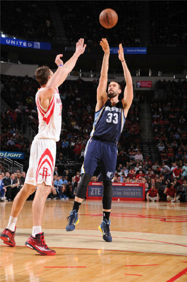 赛的赛场故 赛的赛场故