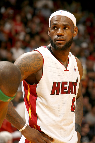 前场反抢强 前场反抢强