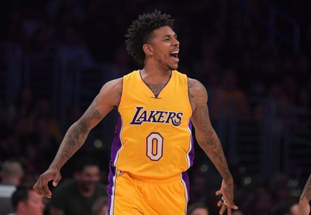 低无效横传 低无效横传